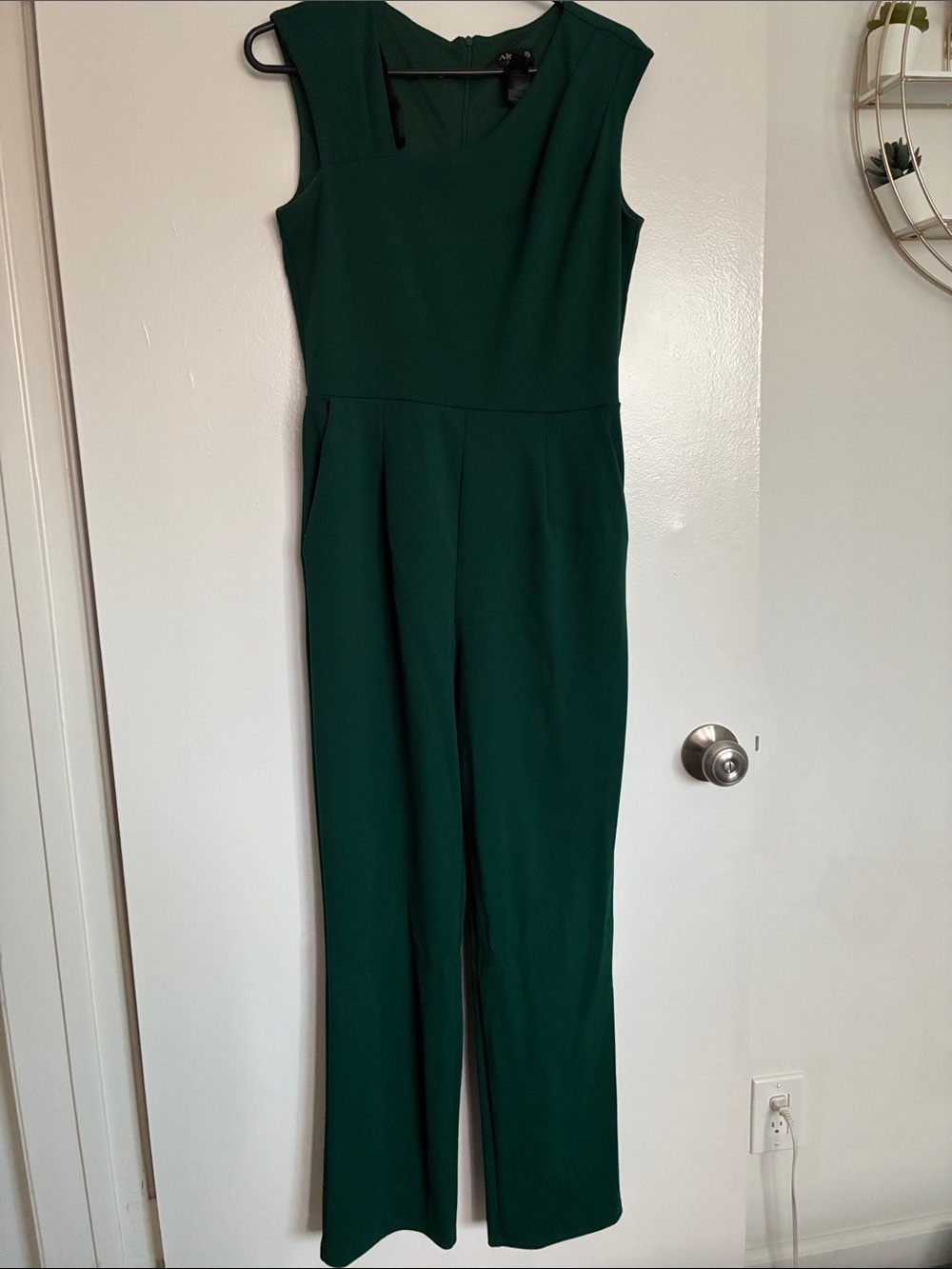 Sleeveless Emerald Green Jumpsuit